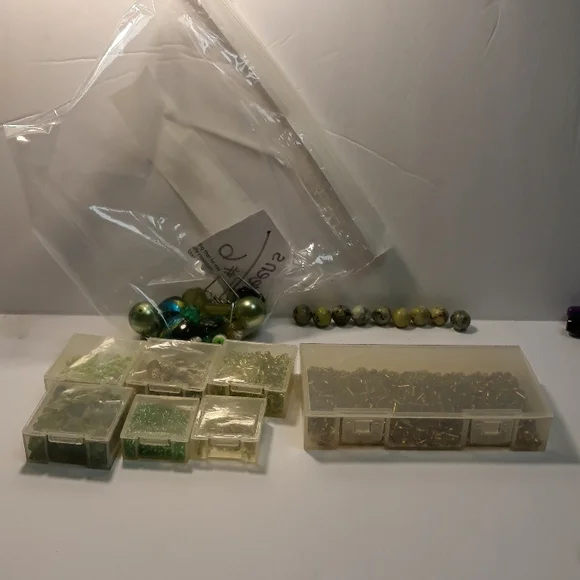 🔥50% off🔥Green Beads all sizes - Picture 8 of 8